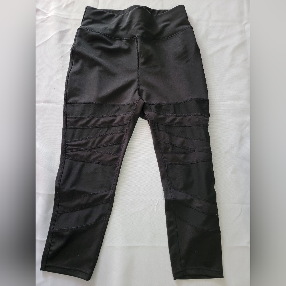 POP Fit Black High-Waist Mesh Panel crop fit Leggings